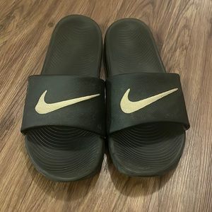Nike Slides - Size 9/10